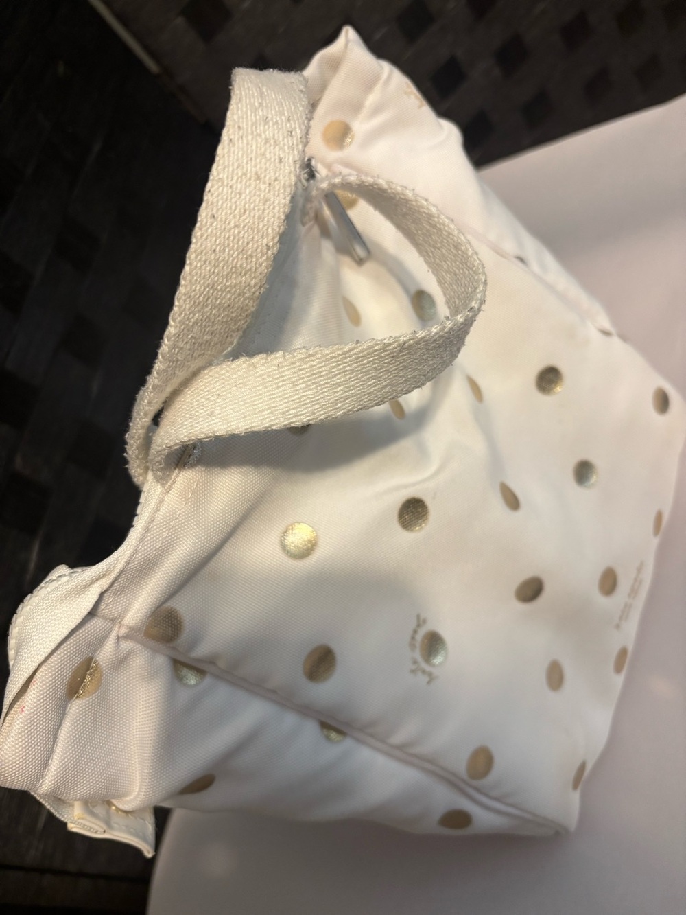 Kate Spade New York
Lunch bag - Picture 3 of 8